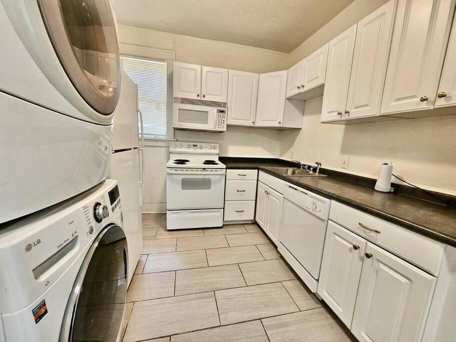 Cool And Calm Place To Live Memphis Extérieur photo